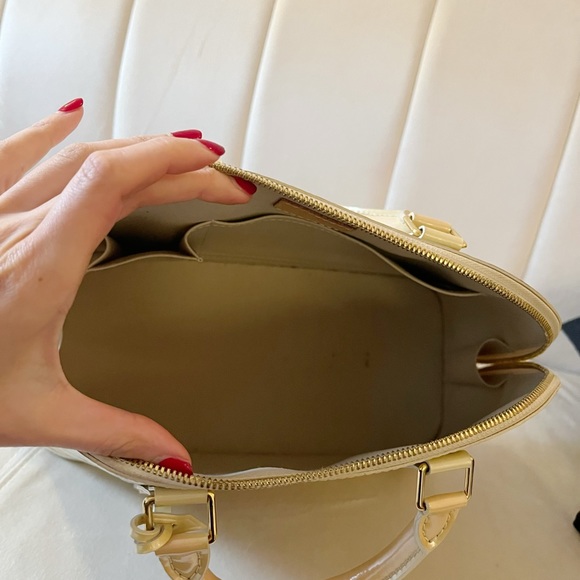 Louis Vuitton Monogram Vernis Alma PM⚡️ - Picture 4 of 11